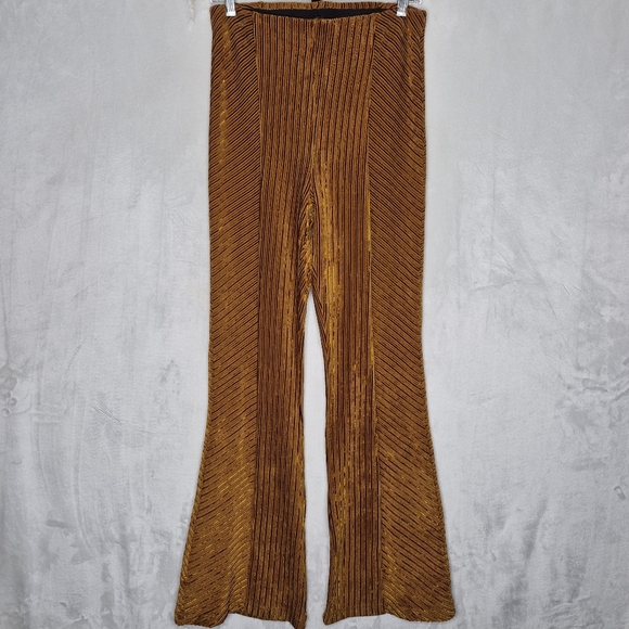 Free People Pants - Free People Slim Pull On Velvet Flare Pants Size Medium